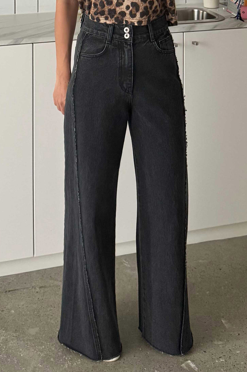 Wide Seam Denim Pants